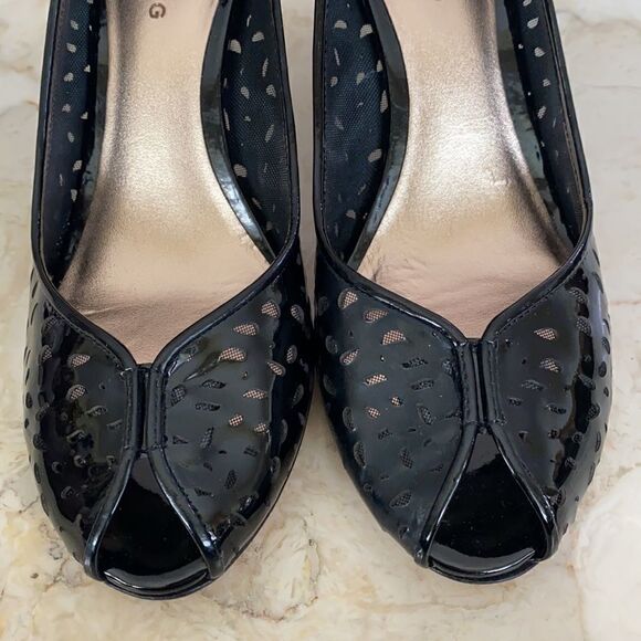 Arturo Chiang Peep Toe Patent Leather Heels - Picture 4 of 9